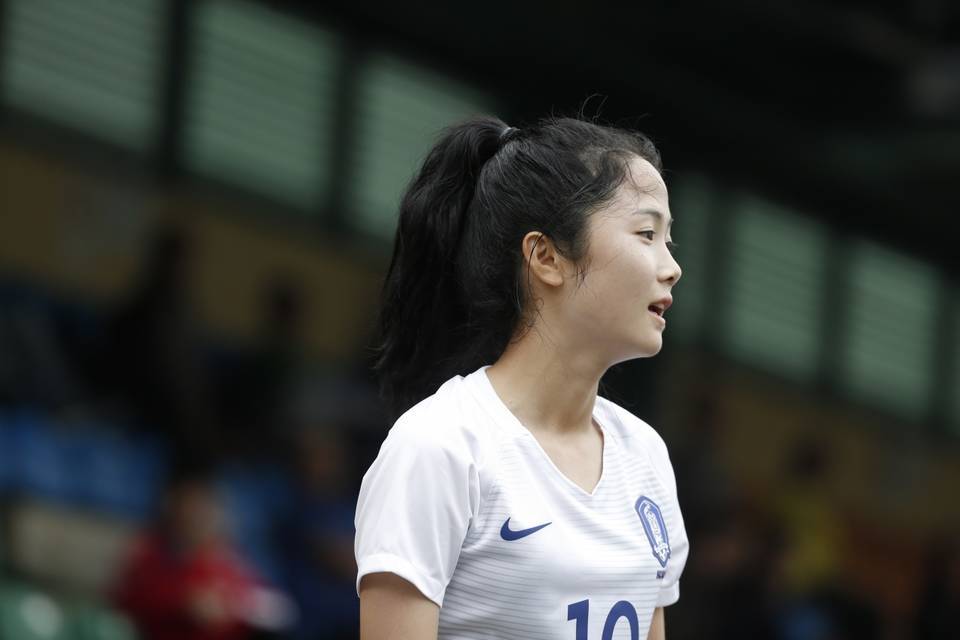 95网主播 蛇蝎美人